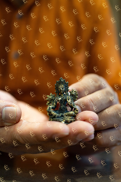 由堪布仁波切親自裝藏開光綠度母觀音像_銅1